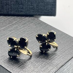 W.H.E. VTG 12K Gold GF Screw Back Black Club Earrings 0.75"